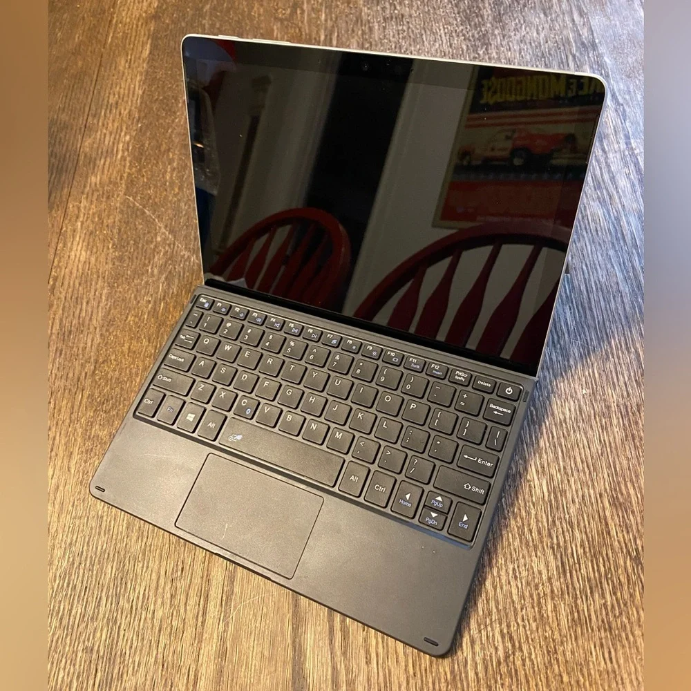 Microsoft Surface Go 8GB 128GB SSD 10-inch Touchscreen Windows Home 10 S